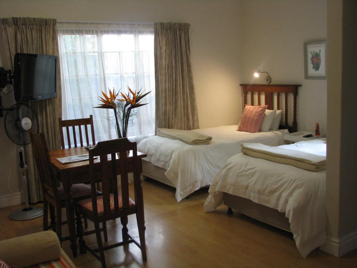 Kaiser'S B&B Grahamstown Bagian luar foto